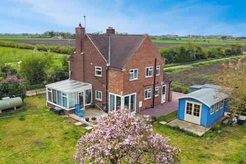 4 bedroom detached house for sale, Long Drove, Waterbeach Cambridge CB25