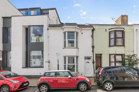 6 bedroom house to rent, Kingsbury Road, Brighton
