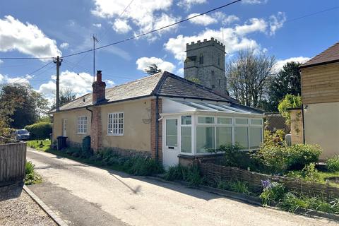 1 bedroom detached bungalow to rent, Church, Middle Woodford SP4