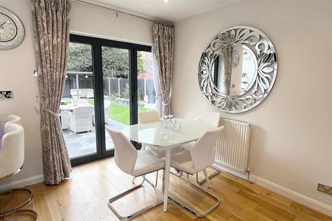3 bedroom detached house for sale, Redlands Way, Streetly, Sutton Coldfield