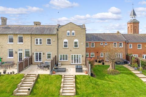 4 bedroom townhouse for sale, Bearmains, South Hanningfield, Chelmsford