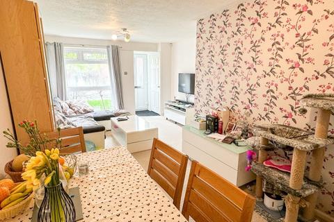 2 bedroom semi-detached house for sale, Harwood Road, Heaton Mersey, Stockport