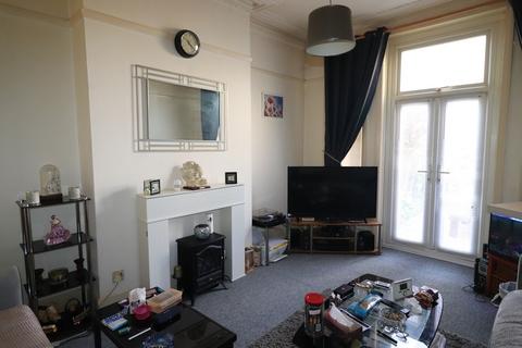 1 bedroom flat for sale, Wilton Road, Bexhill-on-Sea, TN40