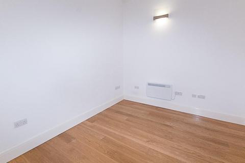 1 bedroom apartment to rent, The Galleries, Brentwood