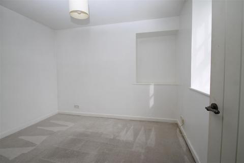 2 bedroom flat for sale, High Street, Knaresborough HG5