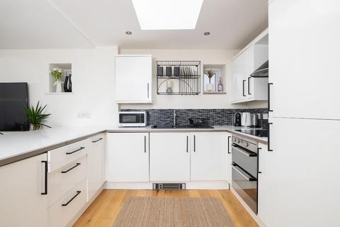 Flat 7, Zion Heights Bishopsworth Road, Bristol, BS13 7JW