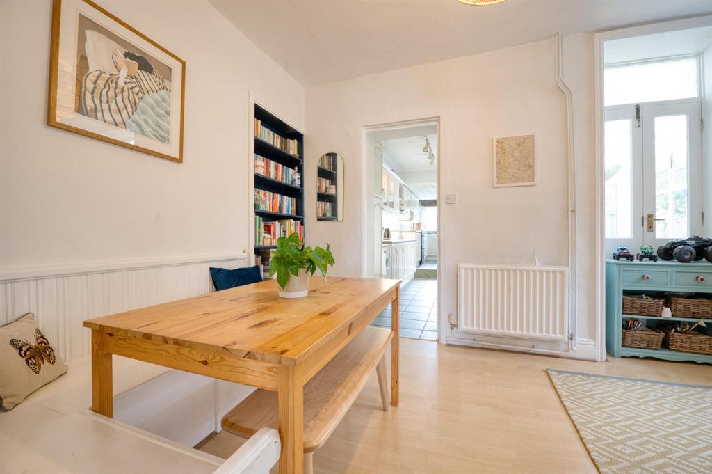 Dining Room towards Kitchen.jpg