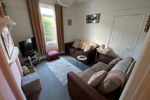 2 bedroom house to rent, Tyler Street, Cardiff