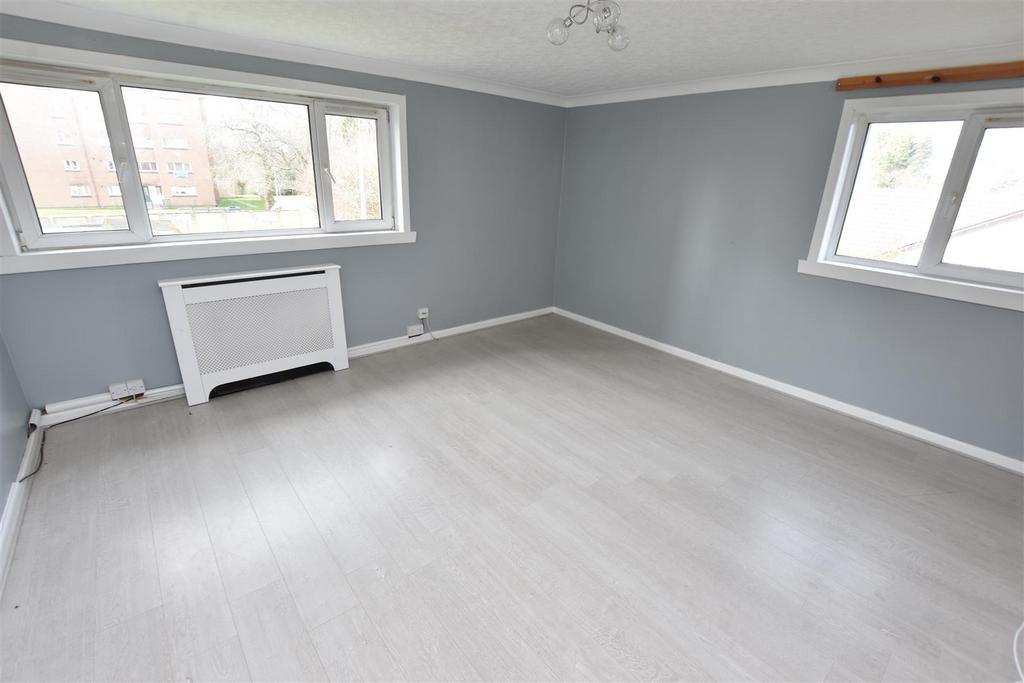 Lounge dining room.jpg