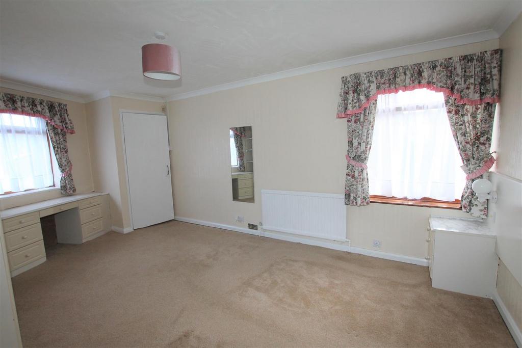 Bedroom one 2.jpg
