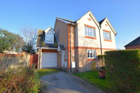 3 bedroom semi-detached house for sale, Teal Avenue, Mayland, Chelmsford