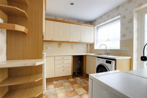 2 bedroom end of terrace house for sale, The Sidings, Louth LN11