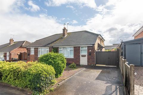 2 bedroom semi-detached bungalow for sale - Wolds Drive, Keyworth