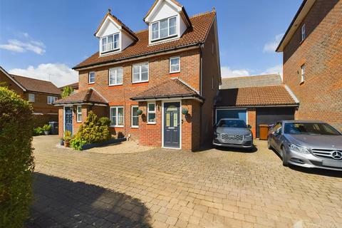 3 bedroom semi-detached house for sale, Great Ashby Way, Great Ashby, Stevenage SG1