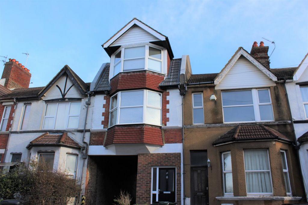 Reginald Road, Bexhill on Sea 2 bed house £1,000 pcm (£231 pw)