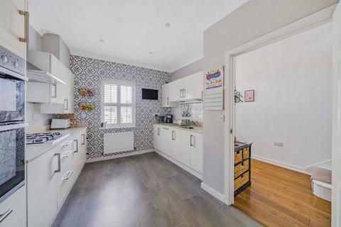 35 Heronslee, Shefford, SG17 5FQ