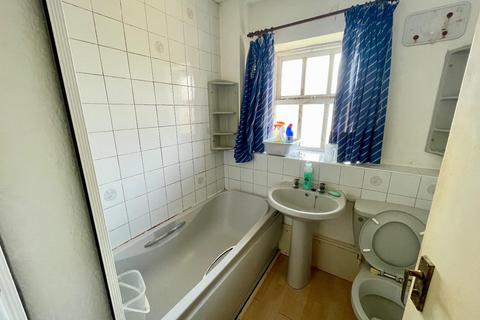 50 The Weavers, Northampton, NN4 0PQ
