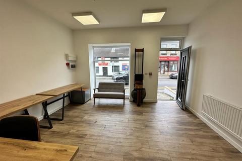 Office to rent, London Road, Neath