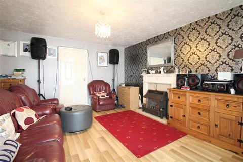 3 bedroom semi-detached house for sale, Gayfield Avenue, Brierley Hill