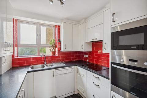 2 bedroom flat for sale,  Wellesley Court, IVER SL0