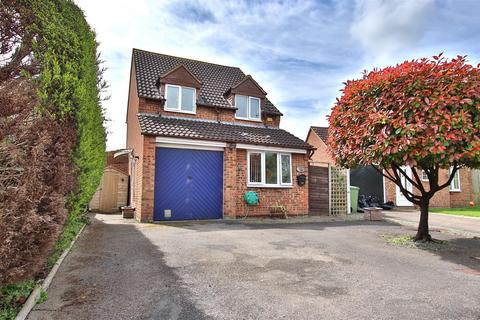 4 bedroom house for sale, Tawny Close, Northway, Tewkesbury