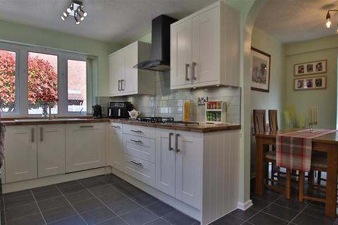 4 bedroom house for sale, Tawny Close, Northway, Tewkesbury