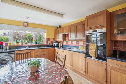 2 Leacroft Road, Iver, SL0 9QP