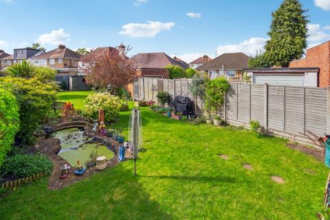 2 Leacroft Road, Iver, SL0 9QP