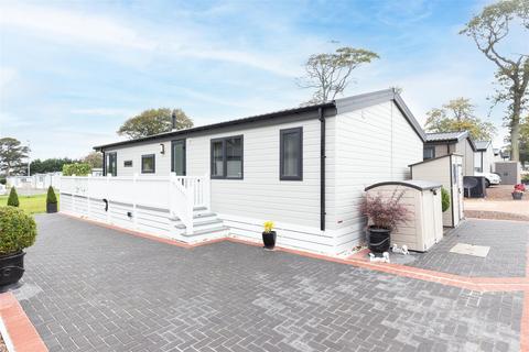 2 bedroom detached bungalow for sale, Seaview Avenue, Seaton Park, Arbroath