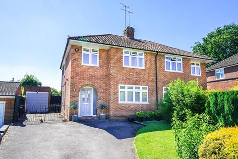 3 bedroom semi-detached house for sale, Harcourt Close, Linslade