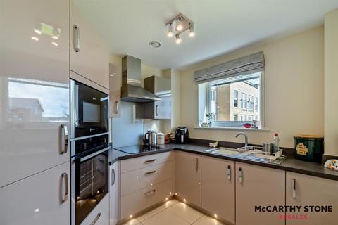 1 bedroom apartment for sale, Chesterton Court, Railway Road, Ilkley