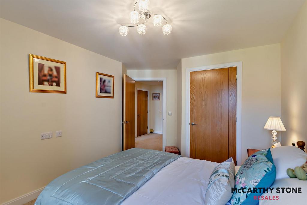 8592257-interior05-800.JPG