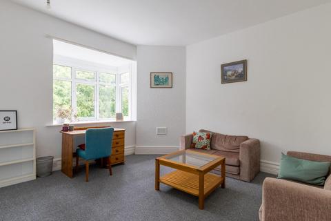 1 bedroom apartment for sale, Wetherby Road, Leeds LS8