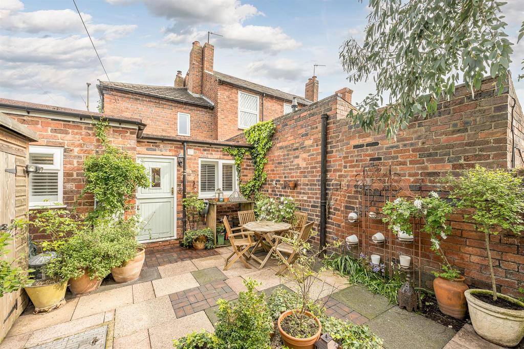 Corner Cottage, Bells Lane, Wordsley, DY8 5BP 2 bed character property for sale £250,000