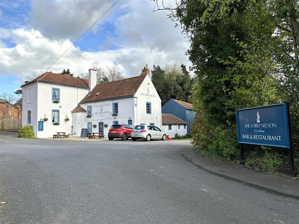 Local public house 886