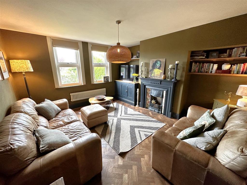 Large Lounge 883