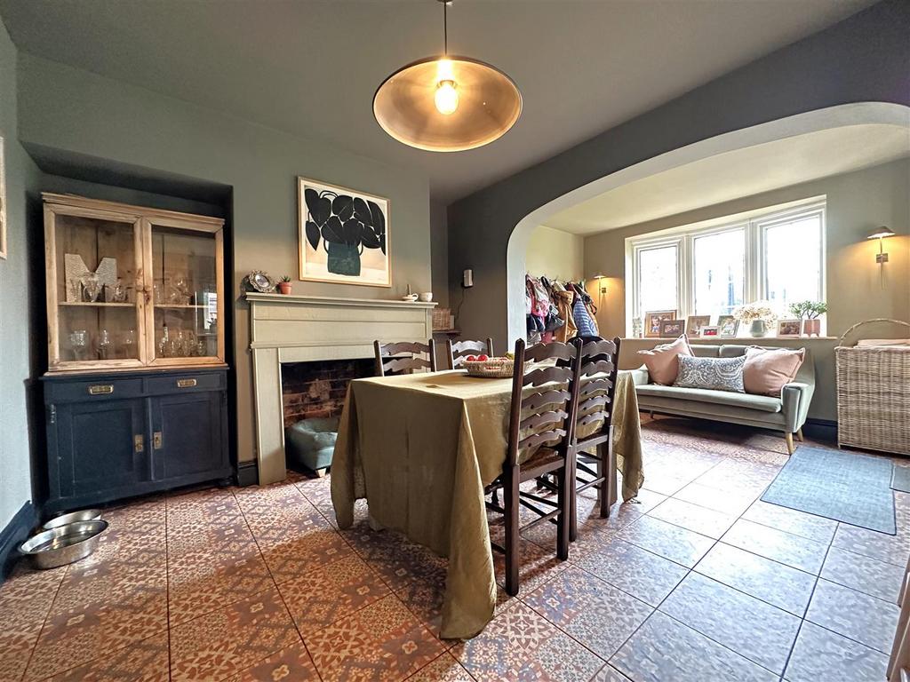 Dining Room Through To Sitting Room 911