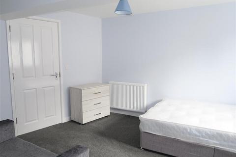 1 bedroom flat to rent, Upper High Street, Somerset TA1
