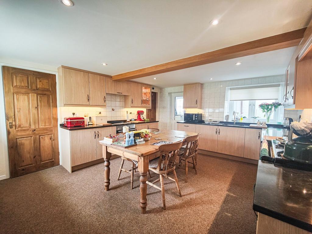 Dining Kitchen