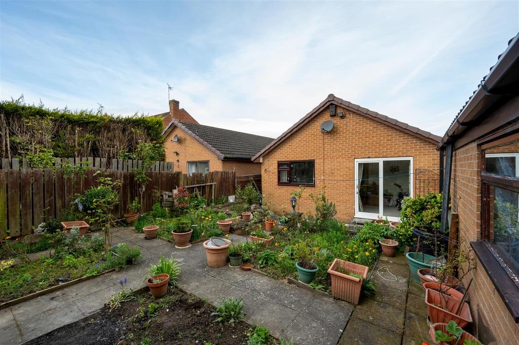 Ravencar Road, Eckington, Sheffield 4 bed detached bungalow for sale