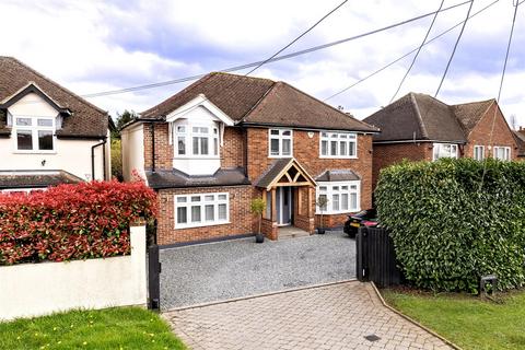 4 bedroom detached house for sale, Epping Road, Epping Green.