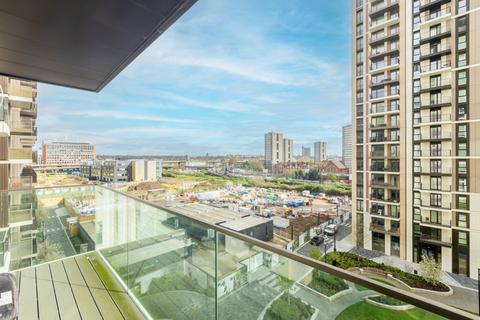 1 bedroom apartment for sale, Fountain Park Way, White City, W12