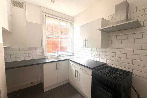 2 bedroom flat to rent, Abington Avenue, Abington, Northampton NN1