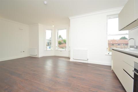 2 bedroom flat for sale, Tynemouth House, N15 4AT