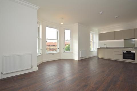 2 bedroom flat for sale, Tynemouth Road