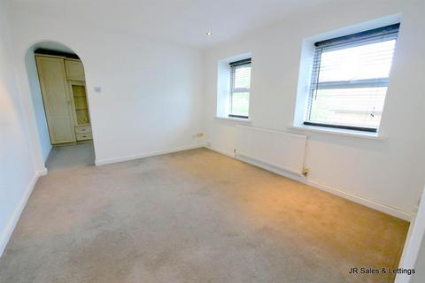 1 bedroom flat for sale, Lambs Close, Cuffley