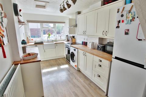 4 bedroom detached house for sale, Cowslip Close, Locks Heath, Southampton