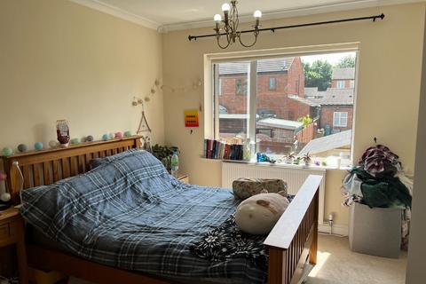 2 bedroom terraced house to rent, Furzton