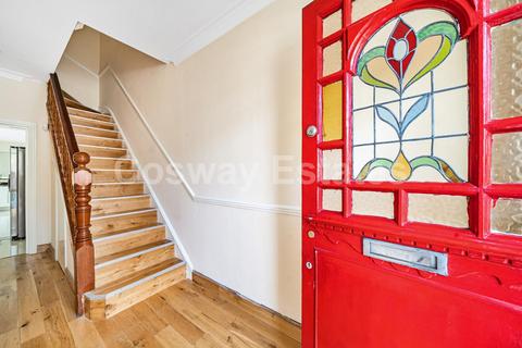 4 bedroom house for sale, Birkbeck Road, Mill Hill