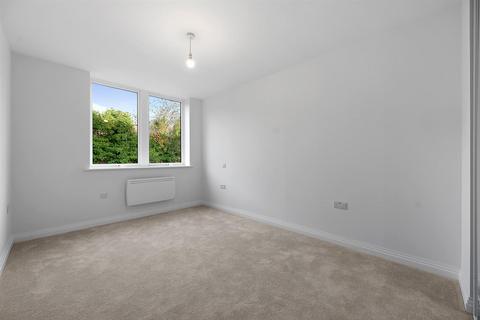 2 bedroom apartment to rent, Bellfield Road, High Wycombe, HP13